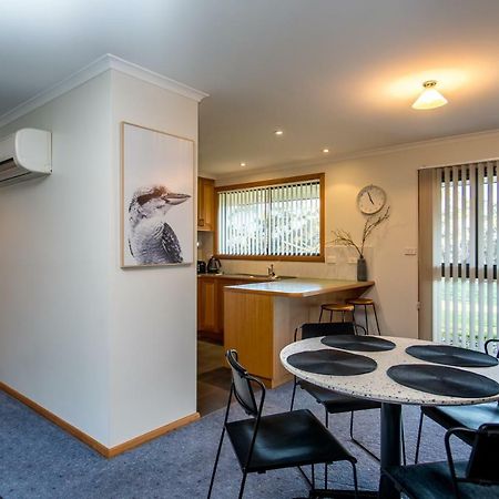 Acton Park Holiday Units Bagian luar foto